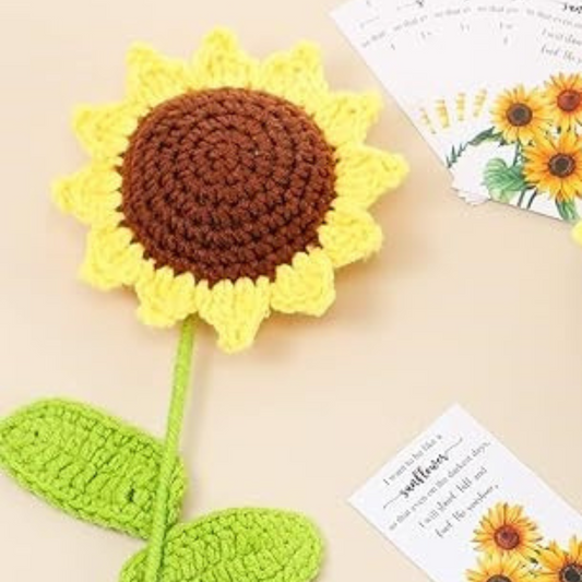 ¡Líquidación! Girasol Tejido Solo $3.00 hasta agotarse